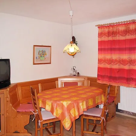 Haus Helga 200w *